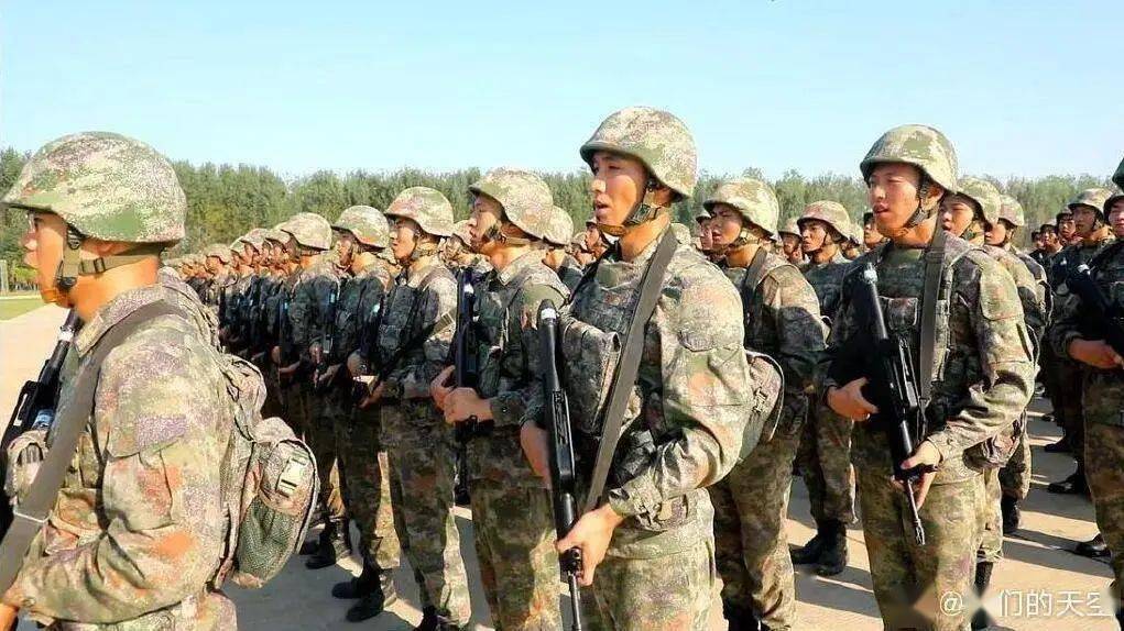 精讀：圍繞“我國有多少空降兵”的深度解析：規(guī)模、實力與發(fā)展趨勢