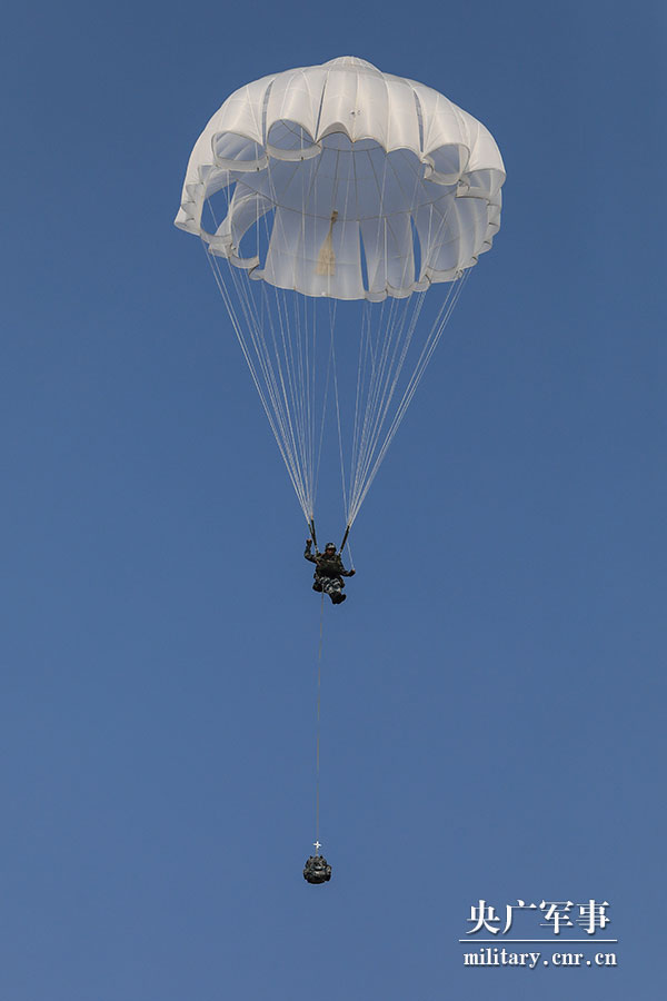 解放軍空降兵人數(shù):深度解析其編制、規(guī)模與戰(zhàn)略意義