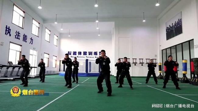 夜幕下的對話:探秘中國人民武裝警察部隊特種警察學(xué)院難考嗎的真相