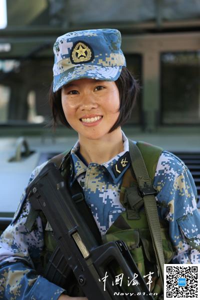咖啡館奇遇:解碼中國人民解放軍儀仗隊(duì)女兵張雅茹退伍的幕后故事與社會(huì)啟示