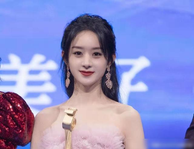 趙麗穎最新電視劇2022深度解析：兩大年度力作如何定義演藝新高峰