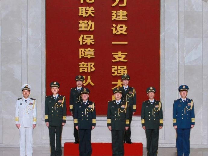 深度解析軍銜的等級(jí)劃分:中國(guó)軍隊(duì)軍銜體系的完整解讀與實(shí)戰(zhàn)應(yīng)用