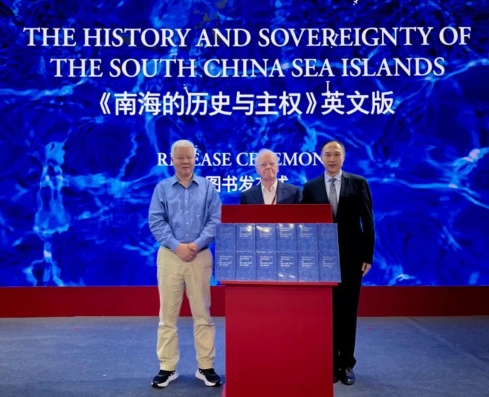 迷霧南海:一場關于美轟炸機現身南海繞大圈的深度對話