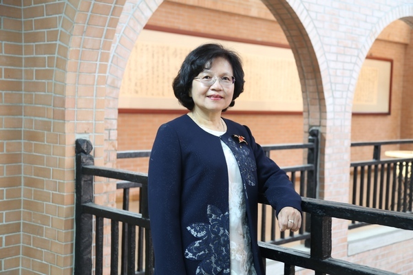 時空回溯:解碼“蔡秀芬個人資料”的數(shù)字迷宮與人生軌跡