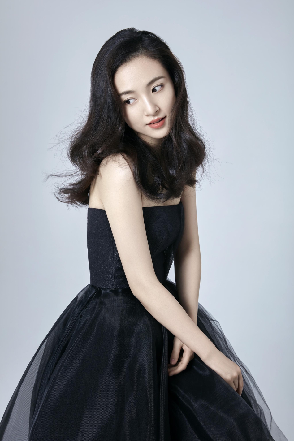 深度解析中國女星大全:洞悉演藝風(fēng)采與時代變遷的全方位指南