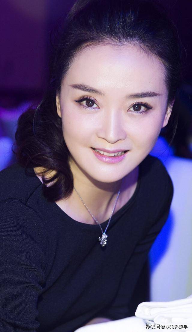深度解析：王艷老公是誰？首次曝光幸福家庭圖片與背景