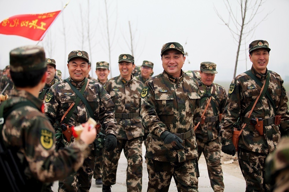 精讀：武警中尉一般多少歲？深度解析軍官年齡與職業(yè)發(fā)展全攻略
